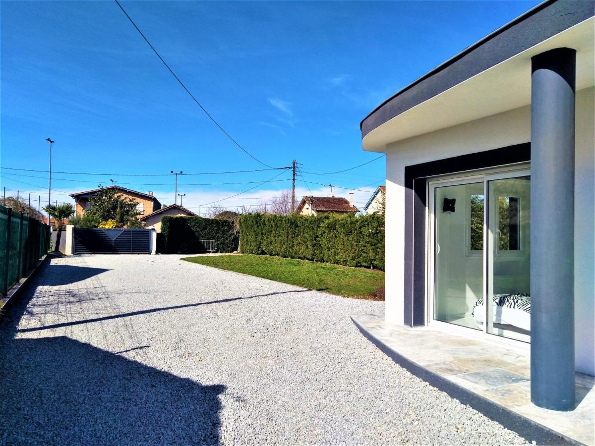 Holiday home Sapiac: Modern Italian-inspired Retreat With Private Pool Montauban