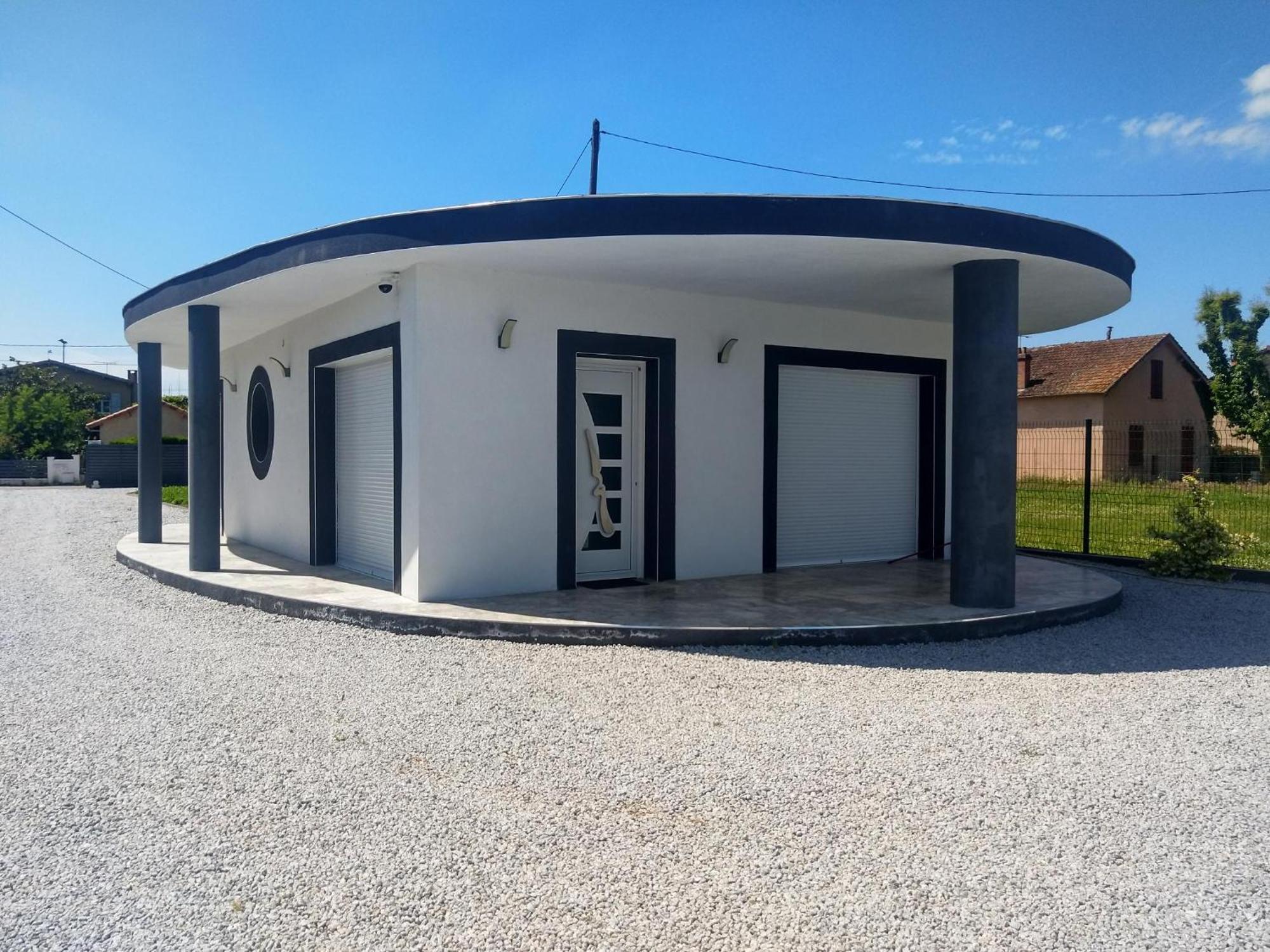 Sapiac: Modern Italian-inspired Retreat With Private Pool Holiday home *