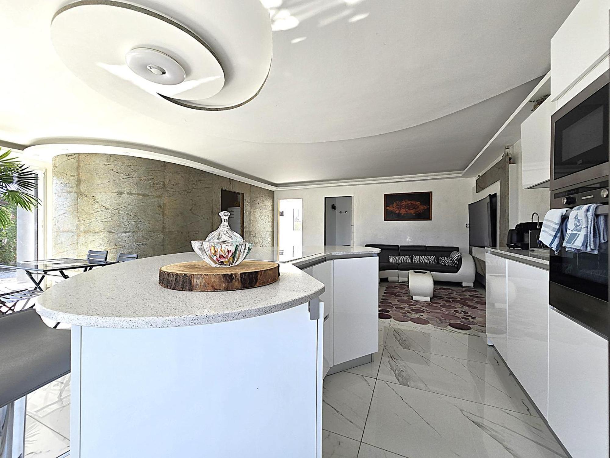 Holiday home Sapiac: Modern Italian-inspired Retreat With Private Pool *